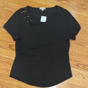 Fashion Nova Black Fitted Buttoned Blouse